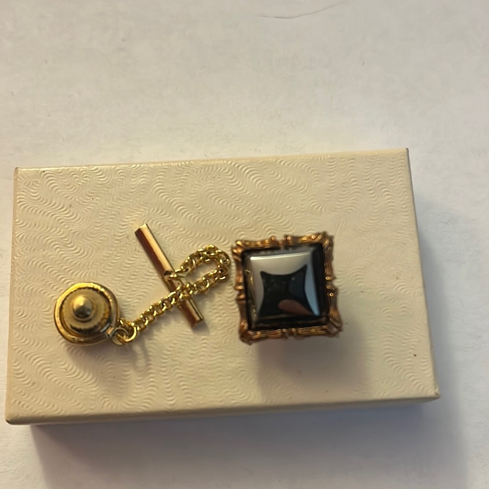 Tie clip